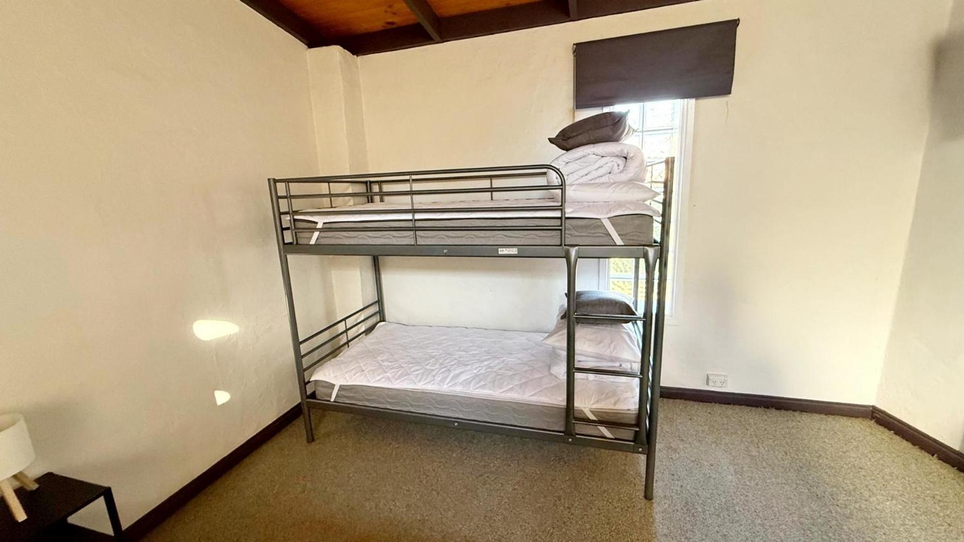 Colonial Bank Motel Omeo ภายนอก รูปภาพ
