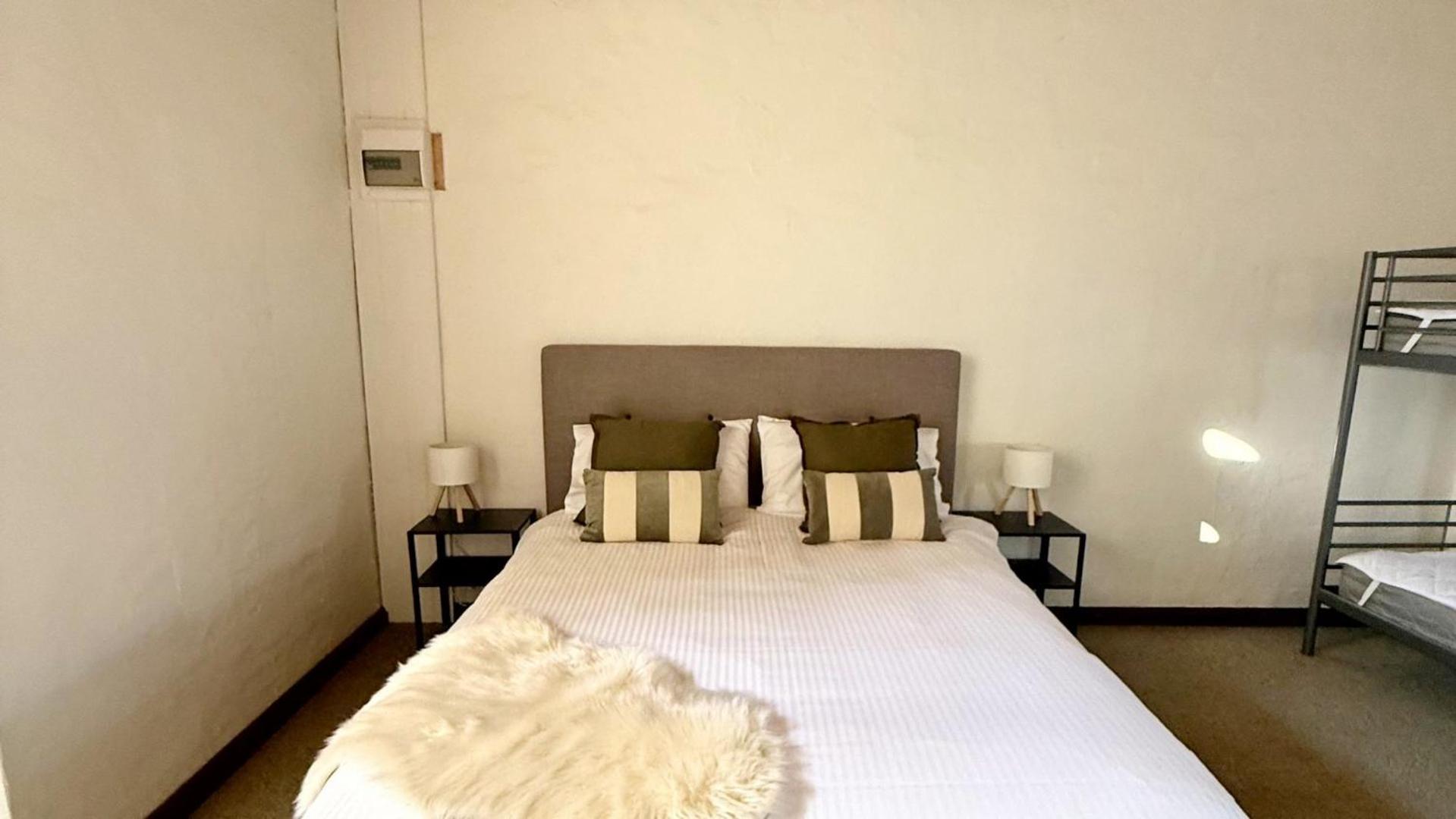 Colonial Bank Motel Omeo ภายนอก รูปภาพ